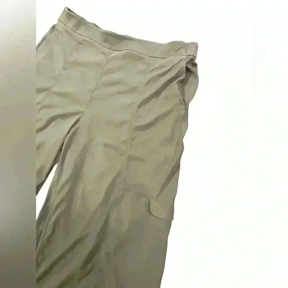 Lululemon Metropolis Maven High Rise Crop in Grey Sage Size 12 - Picture 4 of 12